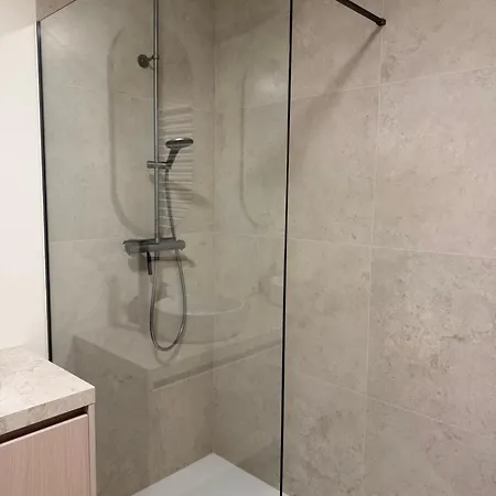 Luxury Modern 4 Bedrooms Parking Near Appartamento Knokke-Heist