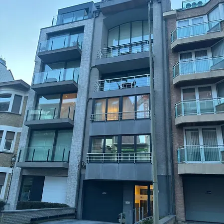 Luxury Modern 4 Bedrooms Parking Near * Knokke-Heist
